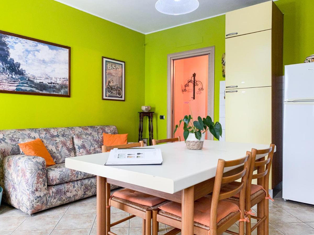 Sunny House Apartment Diano d'Alba Exterior photo